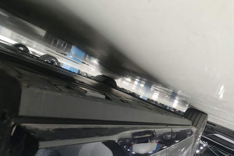 Used Denza N8L 2025 Model Flagship Model Left Side Sill