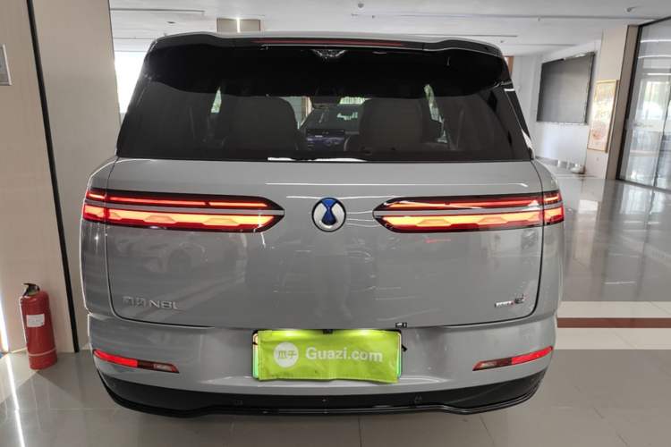 Used Denza N8L 2025 Model Flagship Model Rear