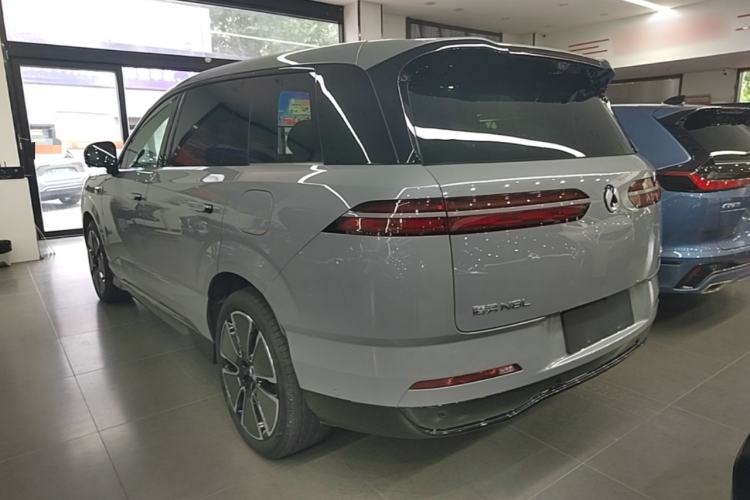 Used Denza N8L 2025 Model Flagship Model Rear Left 45 Deg