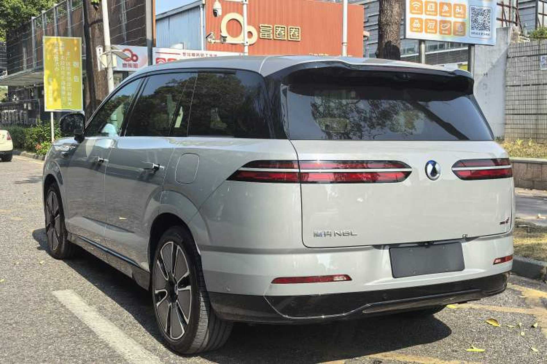 Used Denza N8L 2025 Model Flagship Model Rear Left 45 Deg