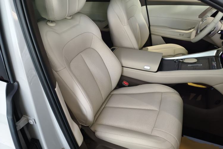 Used Denza N8L 2025 Model Zunrong Model Right Front Seat