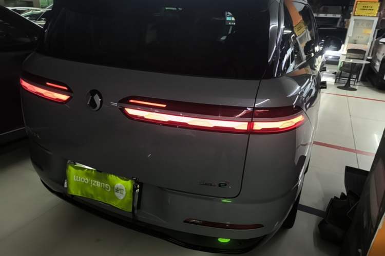 Used Denza N8L 2025 Model Flagship Model Right Rear Taillight