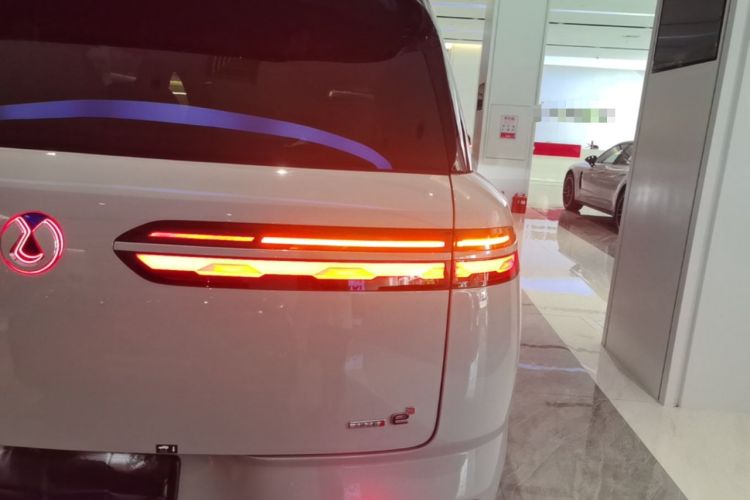 Used Denza N8L 2025 Model Flagship Model Right Rear Taillight
