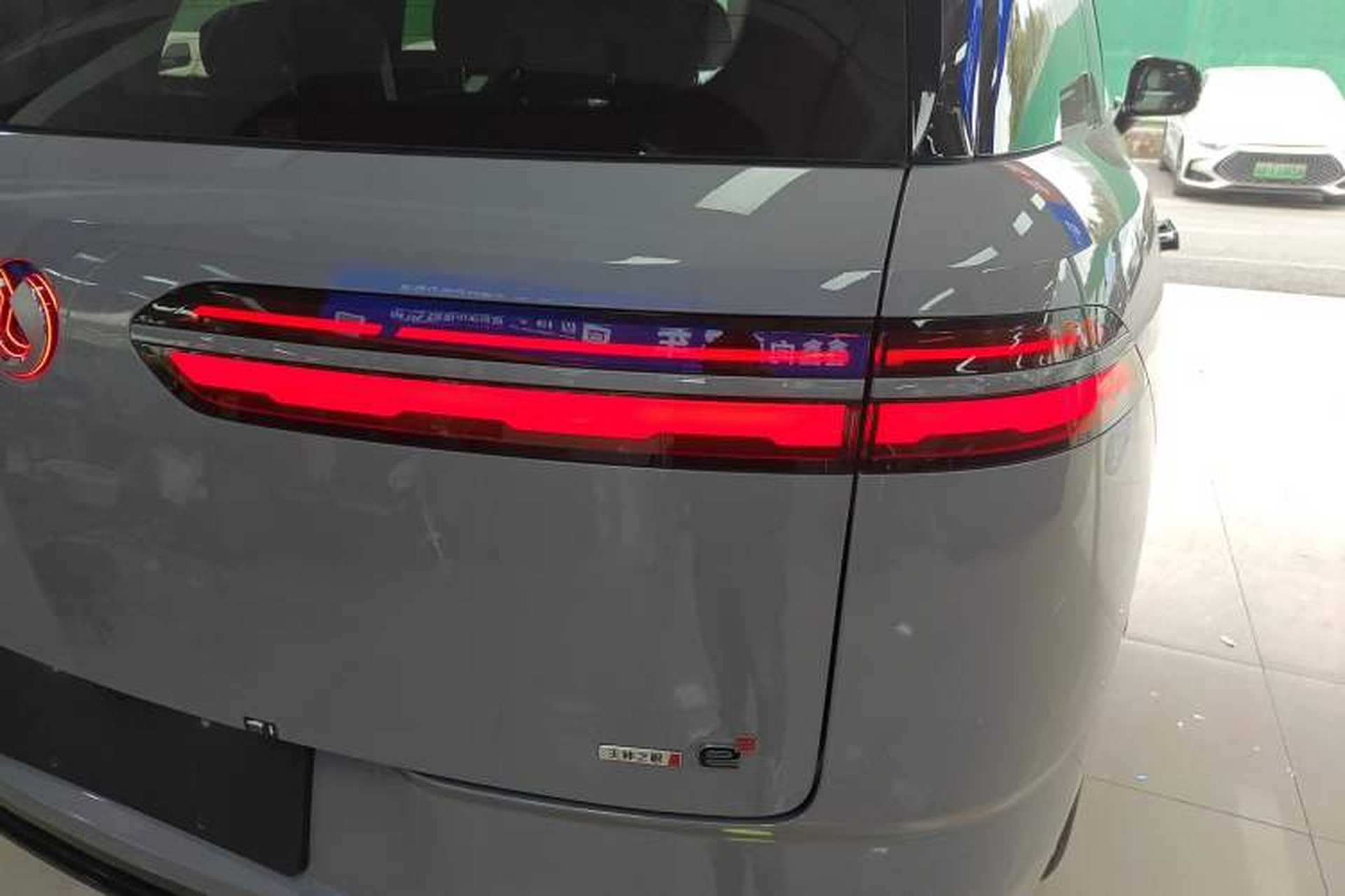 Used Denza N8L 2025 Model Flagship Model Right Rear Taillight