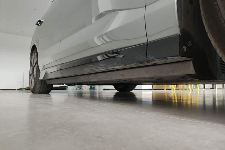 Used Denza N8L 2025 Model Flagship Model Right Side Sill