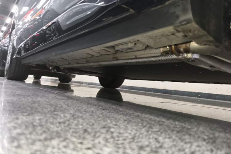 Used Denza N8L 2025 Model Flagship Model Right Side Sill