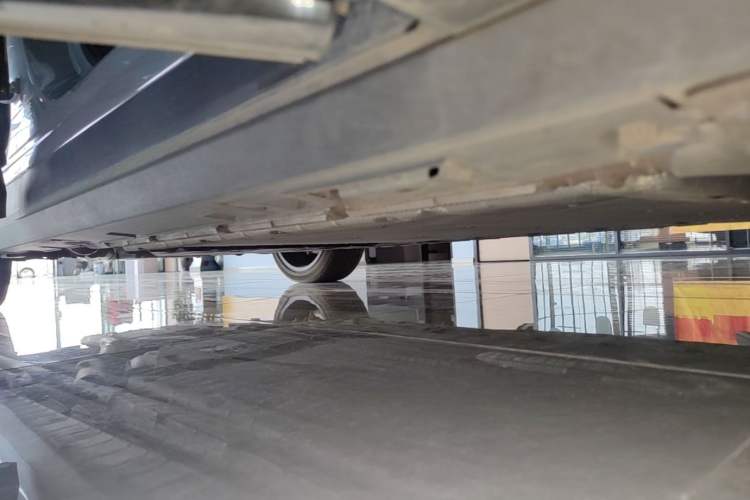 Used Denza N8L 2025 Model Flagship Model Right Side Sill