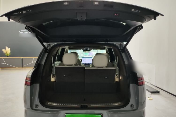Used Denza N8L 2025 Model Flagship Model Trunk