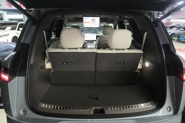 Used Denza N8L 2025 Model Flagship Model Trunk