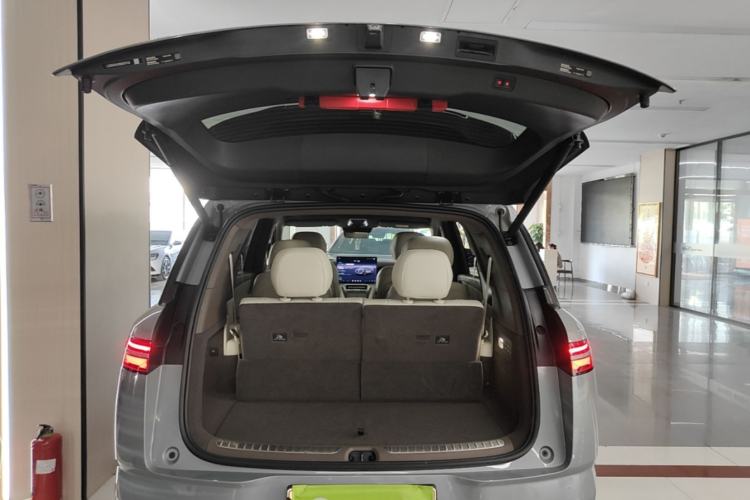 Used Denza N8L 2025 Model Flagship Model Trunk