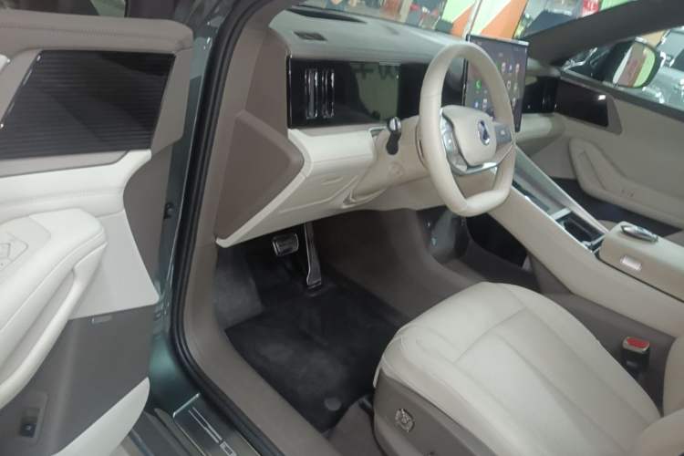 Used Denza N8L 2025 Model Flagship Model Driver Seat