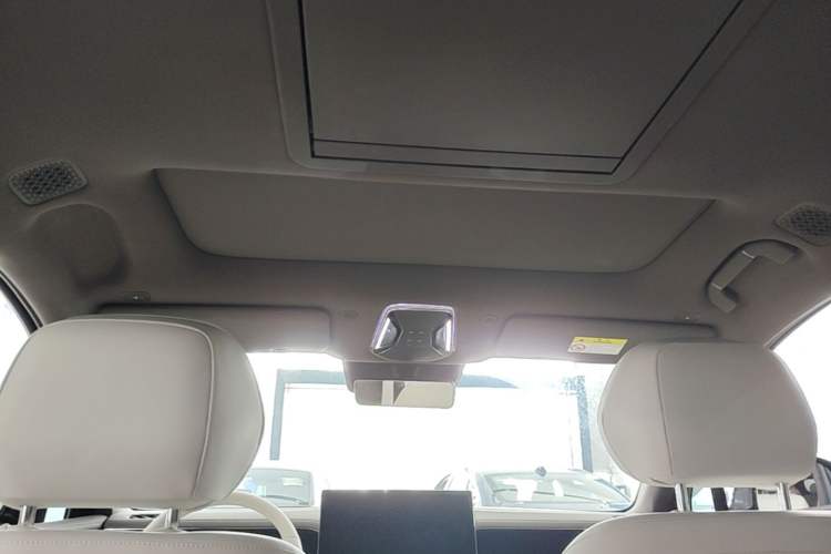 Used Denza N8L 2025 Model Flagship Model Headliner