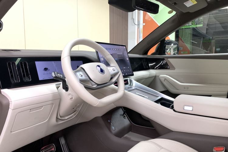 Used Denza N8L 2025 Model Flagship Model Interior 1
