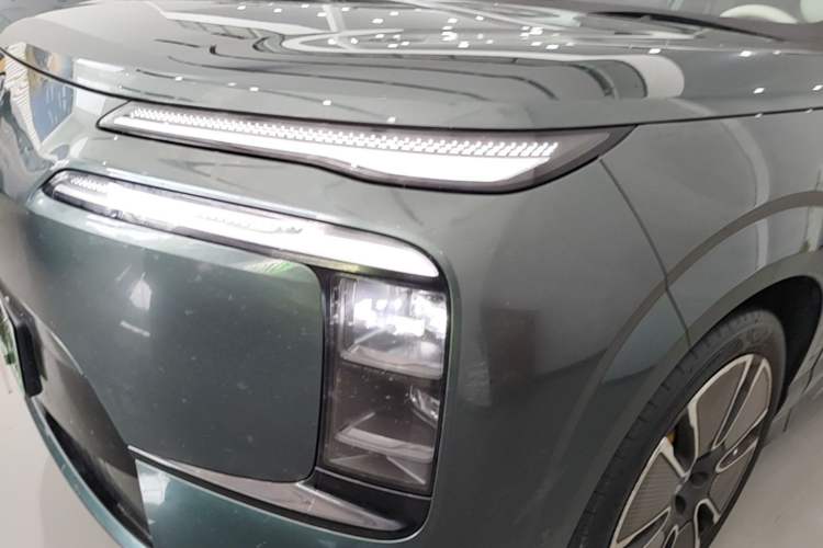 Used Denza N8L 2025 Model Flagship Model Left Front Headlight