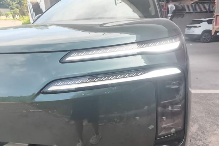 Used Denza N8L 2025 Model Flagship Model Left Front Headlight