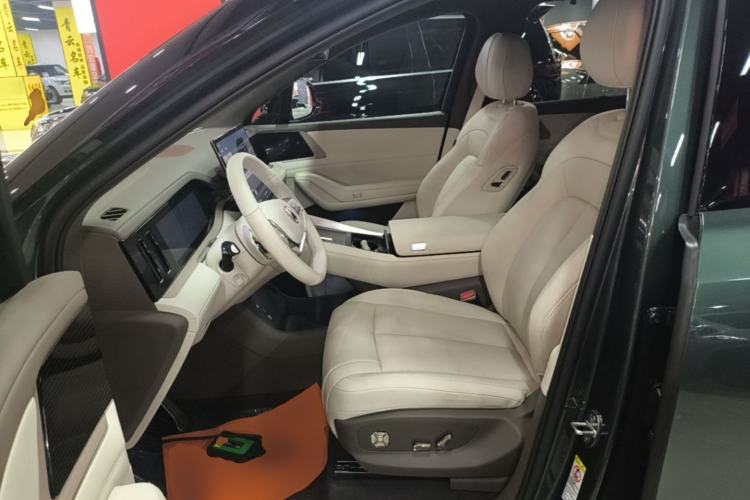 Used Denza N8L 2025 Model Flagship Model Left Front Seat