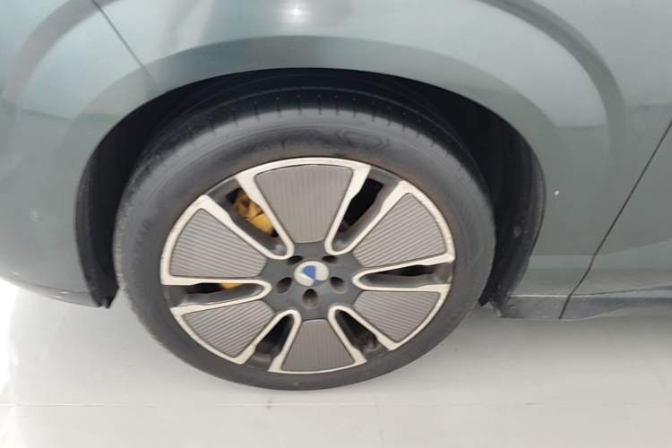 Used Denza N8L 2025 Model Flagship Model Left Front Wheel Hub