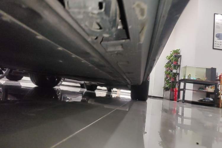Used Denza N8L 2025 Model Flagship Model Left Side Sill
