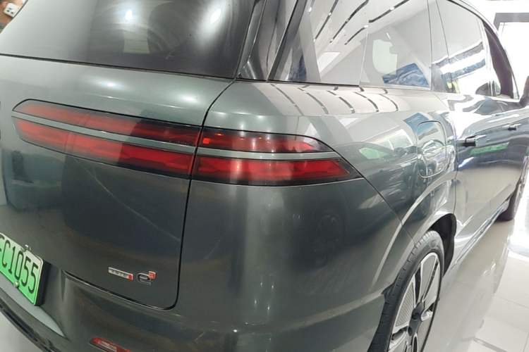 Used Denza N8L 2025 Model Flagship Model Right Rear Taillight