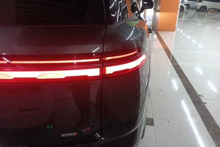 Used Denza N8L 2025 Model Flagship Model Right Rear Taillight