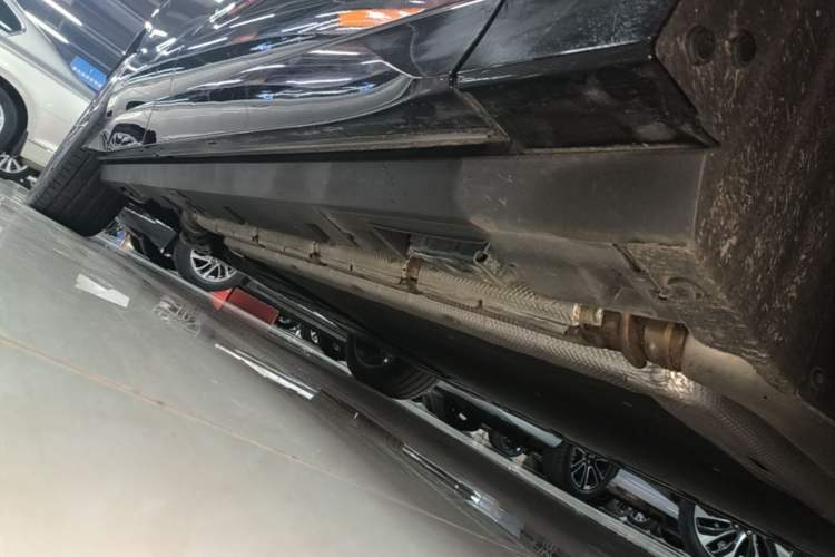 Used Denza N8L 2025 Model Flagship Model Right Side Sill