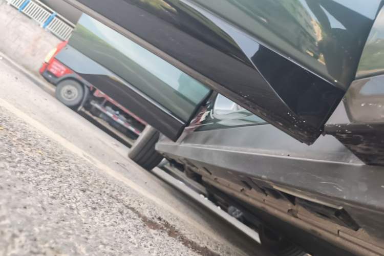 Used Denza N8L 2025 Model Flagship Model Right Side Sill