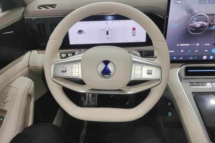 Used Denza N8L 2025 Model Flagship Model Steering Wheel