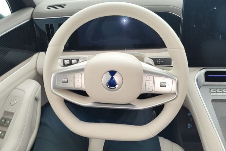 Used Denza N8L 2025 Model Flagship Model Steering Wheel