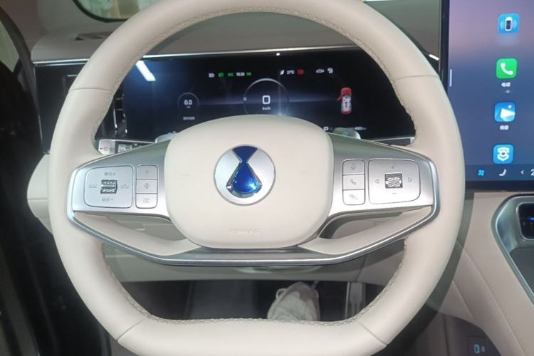 Used Denza N8L 2025 Model Flagship Model Steering Wheel