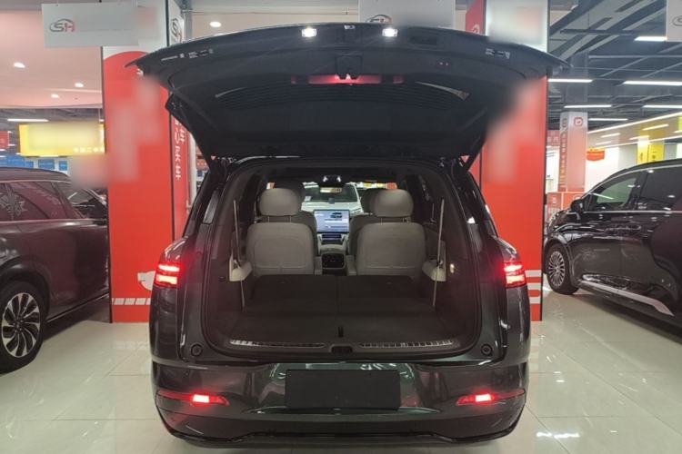 Used Denza N8L 2025 Model Flagship Model Trunk