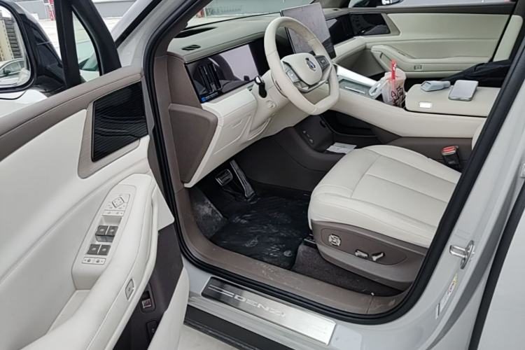 Used Denza N8L 2025 Model Flagship Model Driver Seat