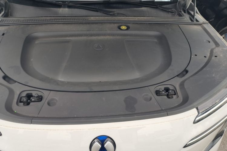 Used Denza N8L 2025 Model Flagship Model Engine Bay