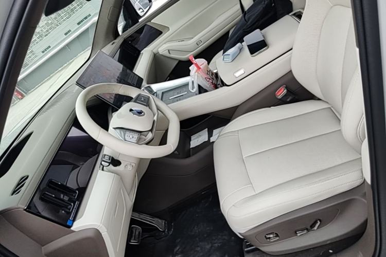 Used Denza N8L 2025 Model Flagship Model Left Front Seat