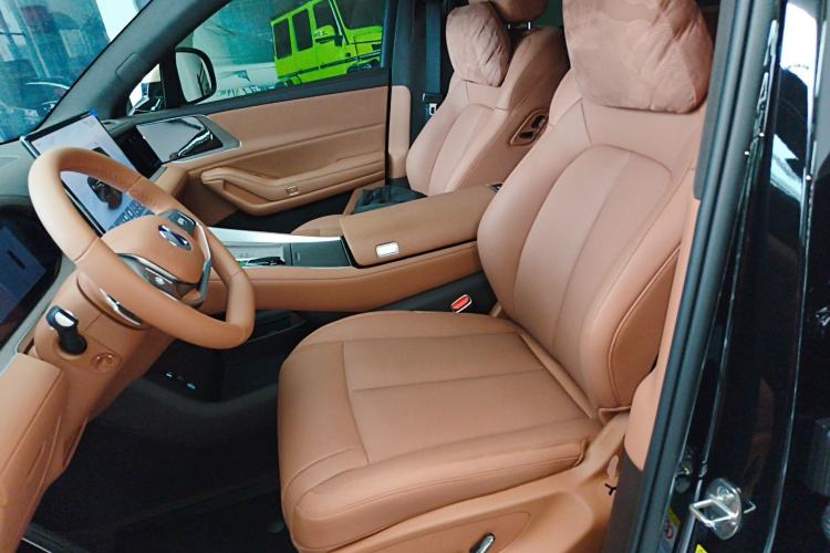 Used Denza N8L 2025 Model Zunrong Model Left Front Seat