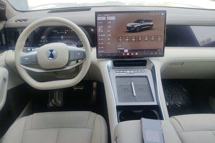 Used Denza N8L 2025 Model Flagship Model Center Console