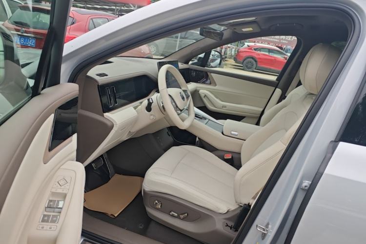 Used Denza N8L 2025 Model Flagship Model Driver Seat