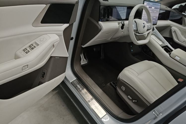 Used Denza N8L 2025 Model Flagship Model Driver Seat