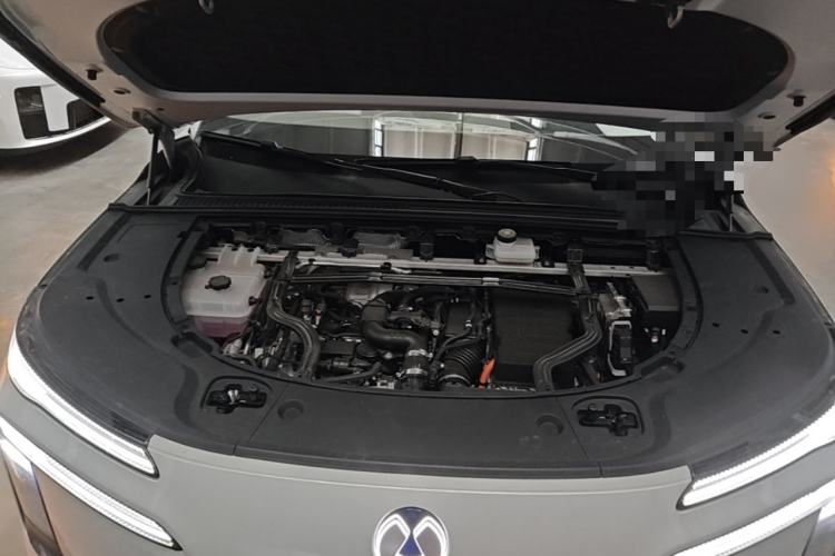 Used Denza N8L 2025 Model Flagship Model Engine Bay