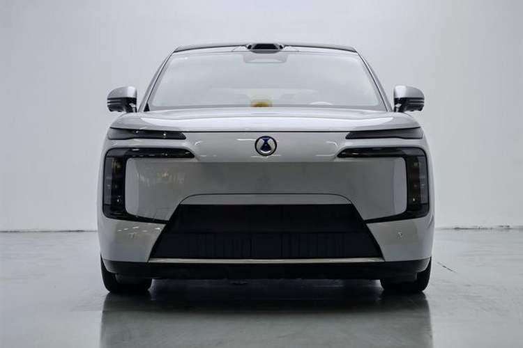 Used Denza N8L 2025 Model Flagship Model Exterior 1