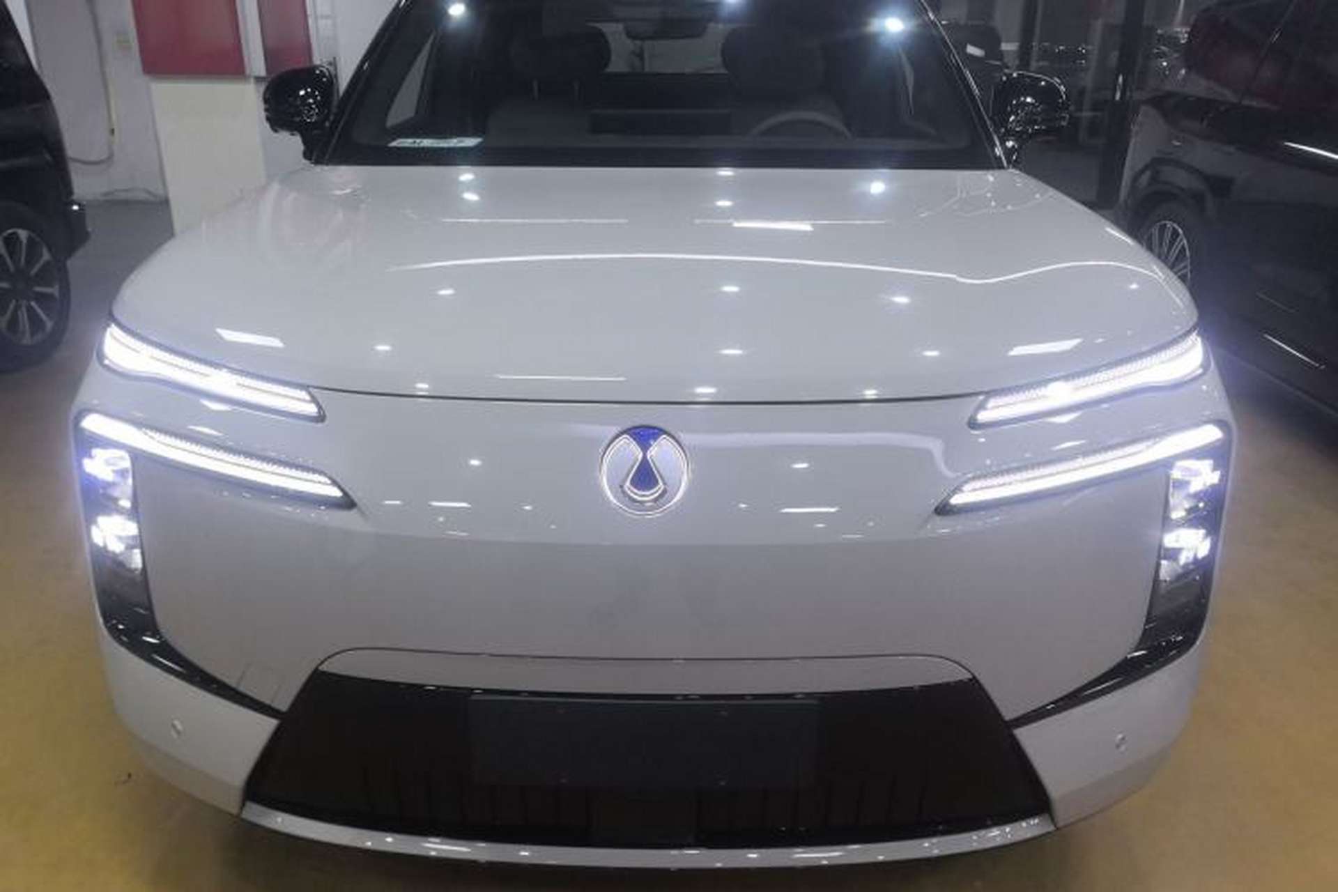 Used Denza N8L 2025 Model Zunrong Model Front