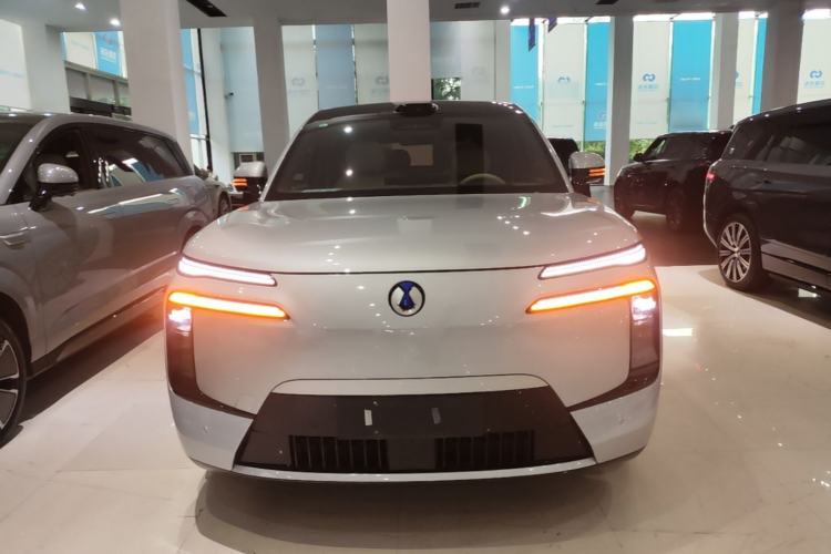 Used Denza N8L 2025 Model Flagship Model Front