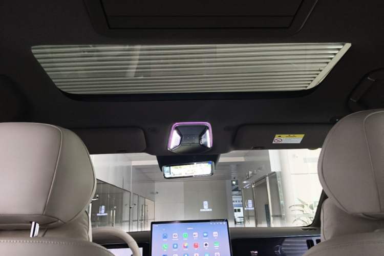 Used Denza N8L 2025 Model Flagship Model Headliner