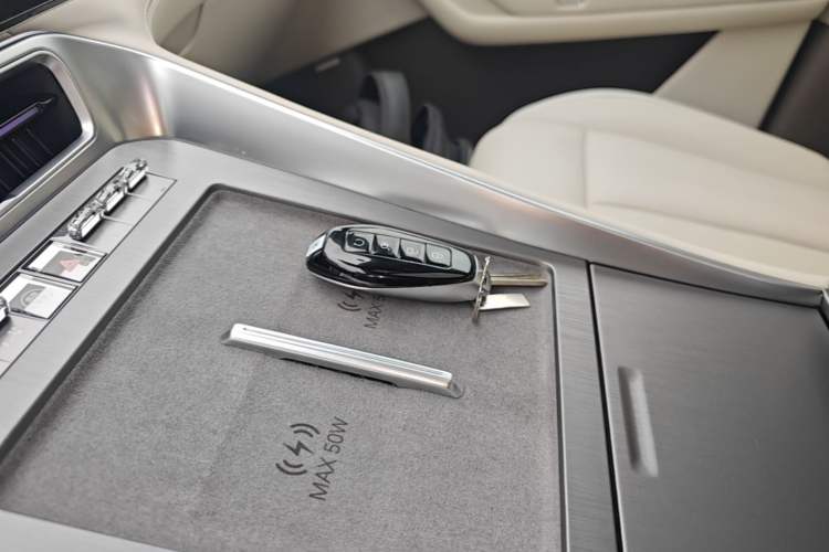 Used Denza N8L 2025 Model Flagship Model Interior 1