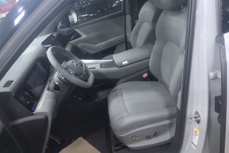 Used Denza N8L 2025 Model Zunrong Model Left Front Seat