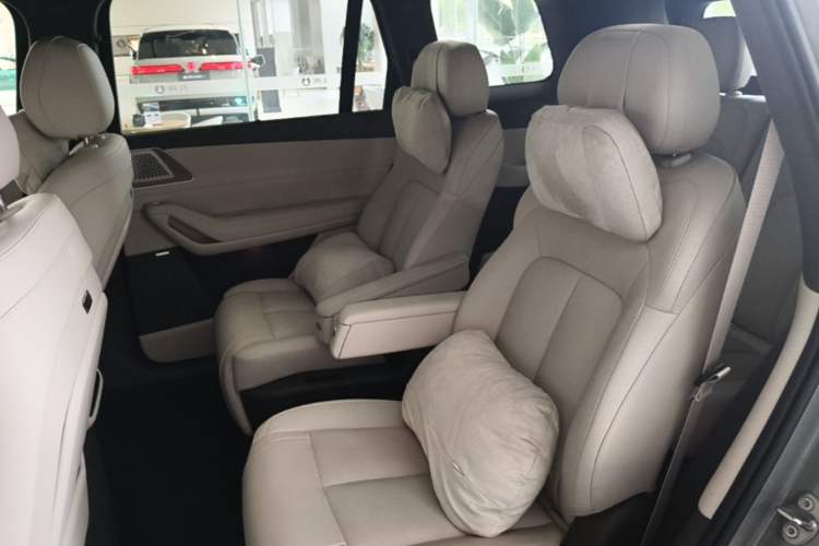 Used Denza N8L 2025 Model Flagship Model Left Rear Seat