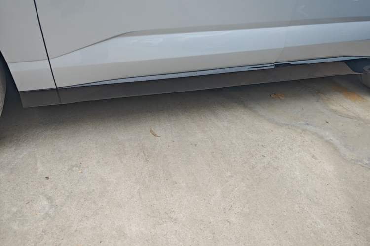 Used Denza N8L 2025 Model Flagship Model Left Side Sill
