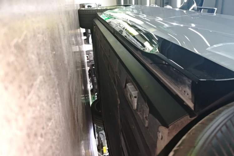 Used Denza N8L 2025 Model Flagship Model Left Side Sill