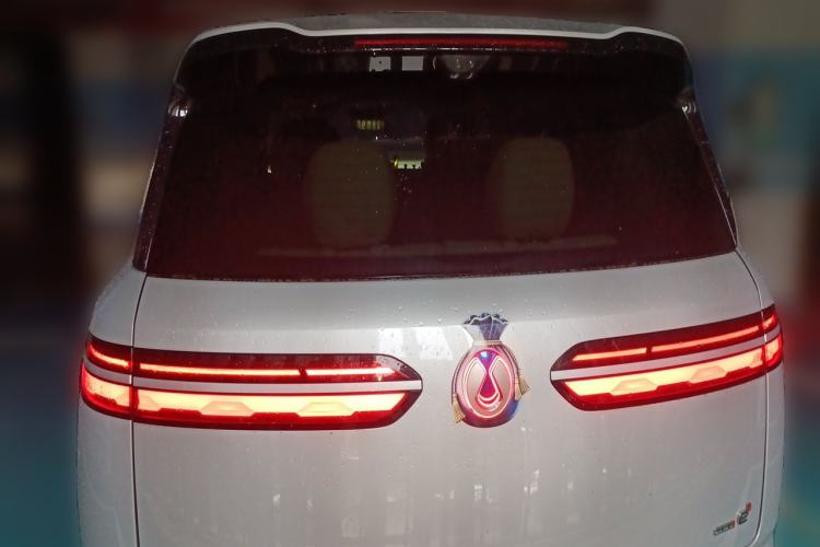 Used Denza N8L 2025 Model Flagship Model Rear
