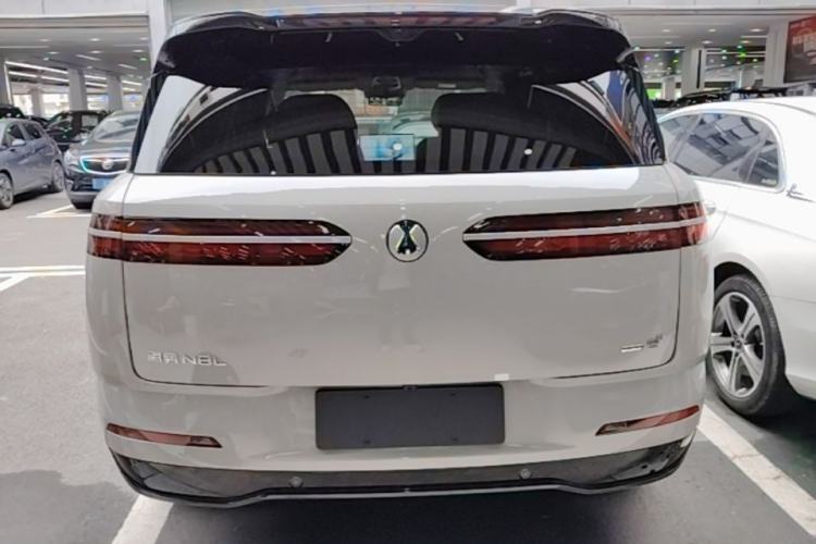 Used Denza N8L 2025 Model Flagship Model Rear