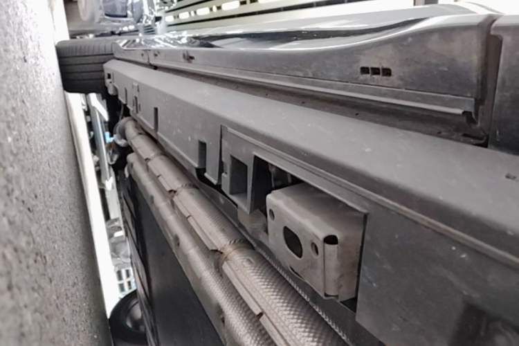Used Denza N8L 2025 Model Flagship Model Right Side Sill